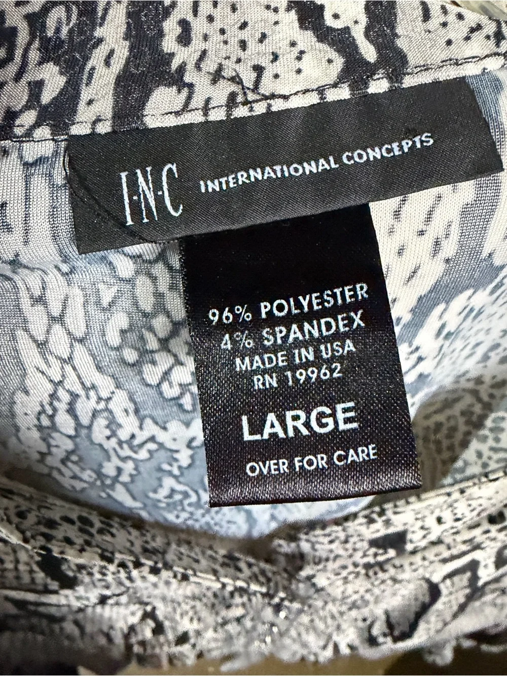 INC International Concepts closure front
